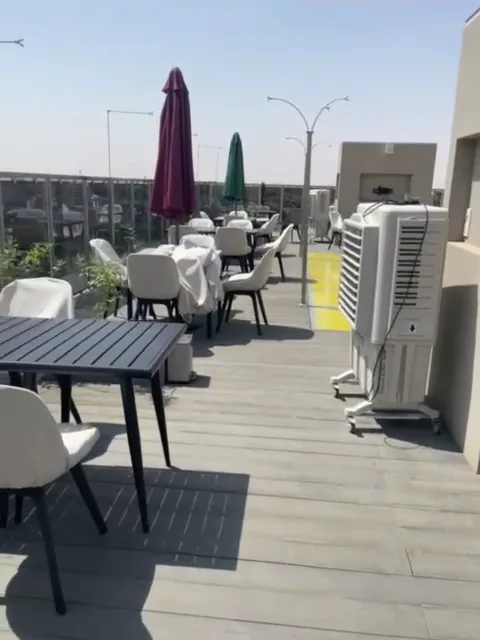 فندق جولدن سيزون