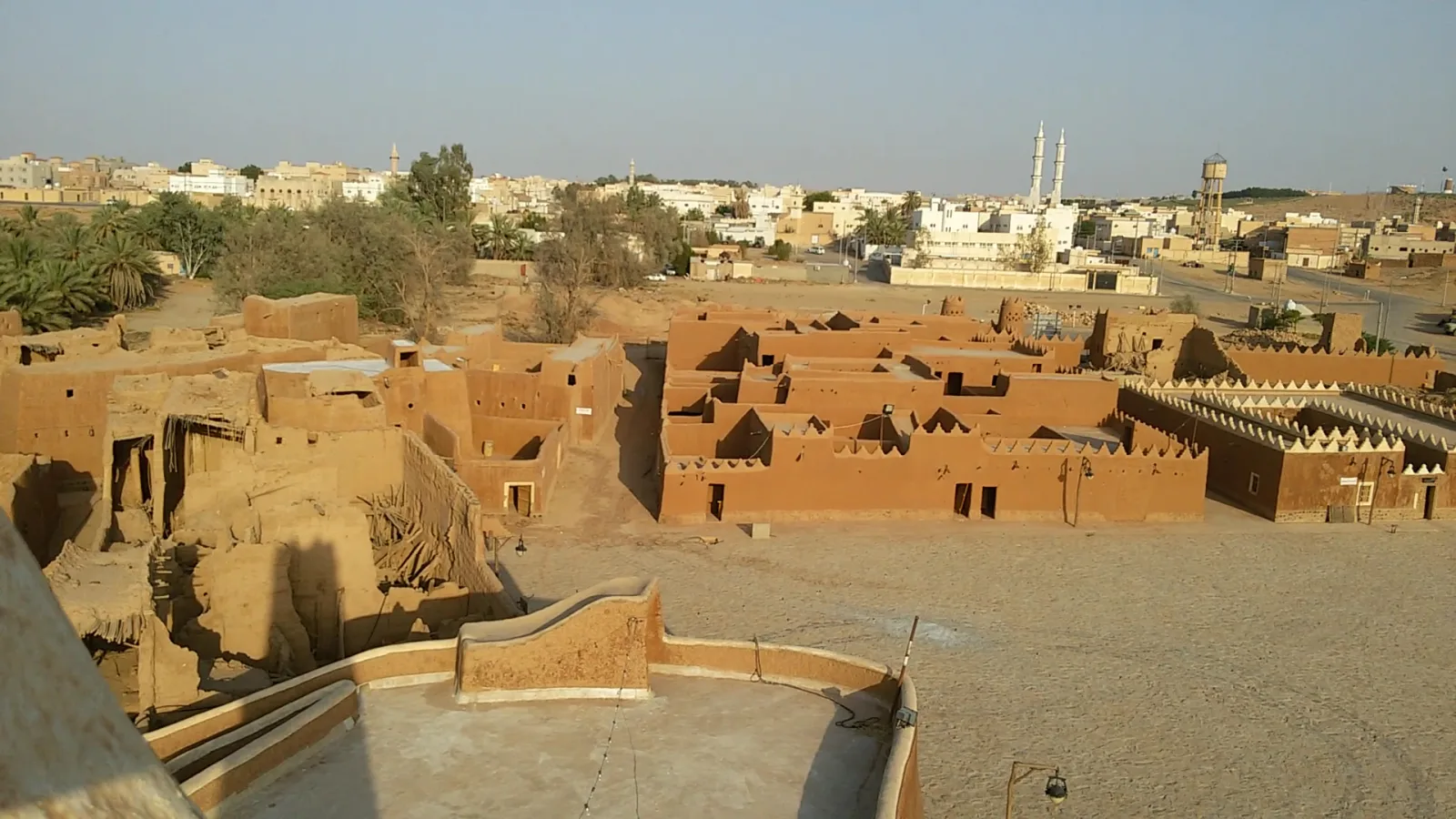 القرية التراثية في عيون الجواء